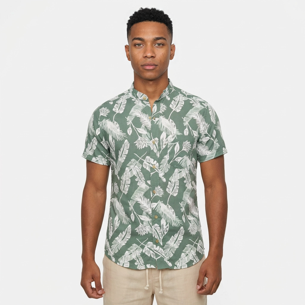 Camisa Popelina Verde Salvia Estampado Hojas Tropicales - Manga Corta Premium